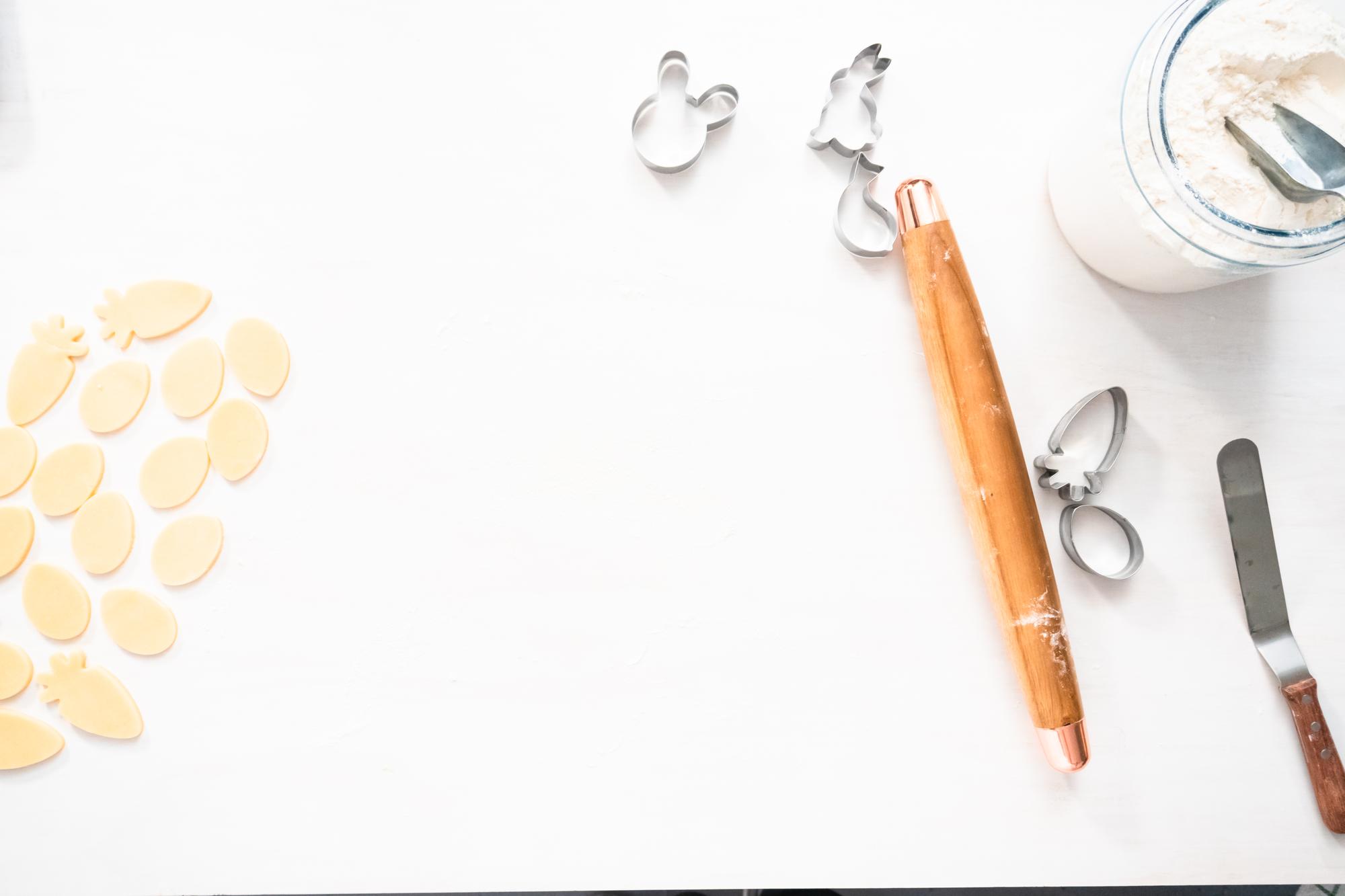 Workshop corner with tasting plates and notes